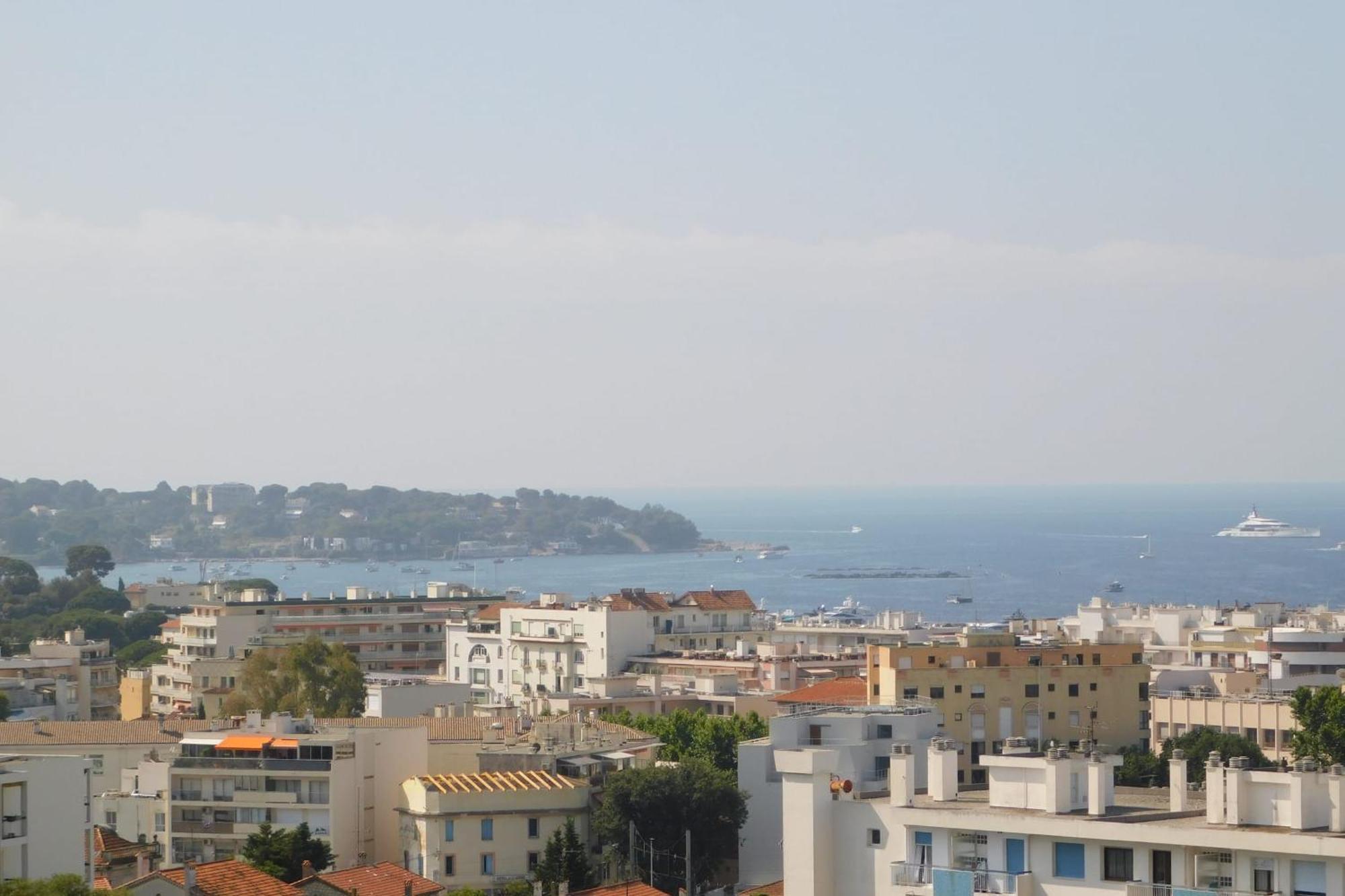 Charming T2 Eden Park With Swimming Pool Private Parking Appartement Juan-les-Pins Buitenkant foto